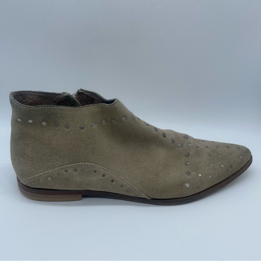Free People Aquarian Studded Flat Ankle Bootie Taupe Suede Womens 8 EU 38